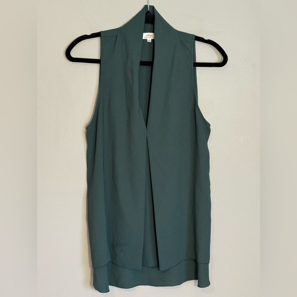 Wilfred Japan Silk V-Neck Blouse in Deep Green – Size S